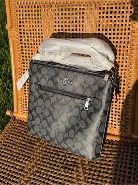 COACH Signature Rowan File Bag Crossbody in Black C1554 - Brand New With Tag